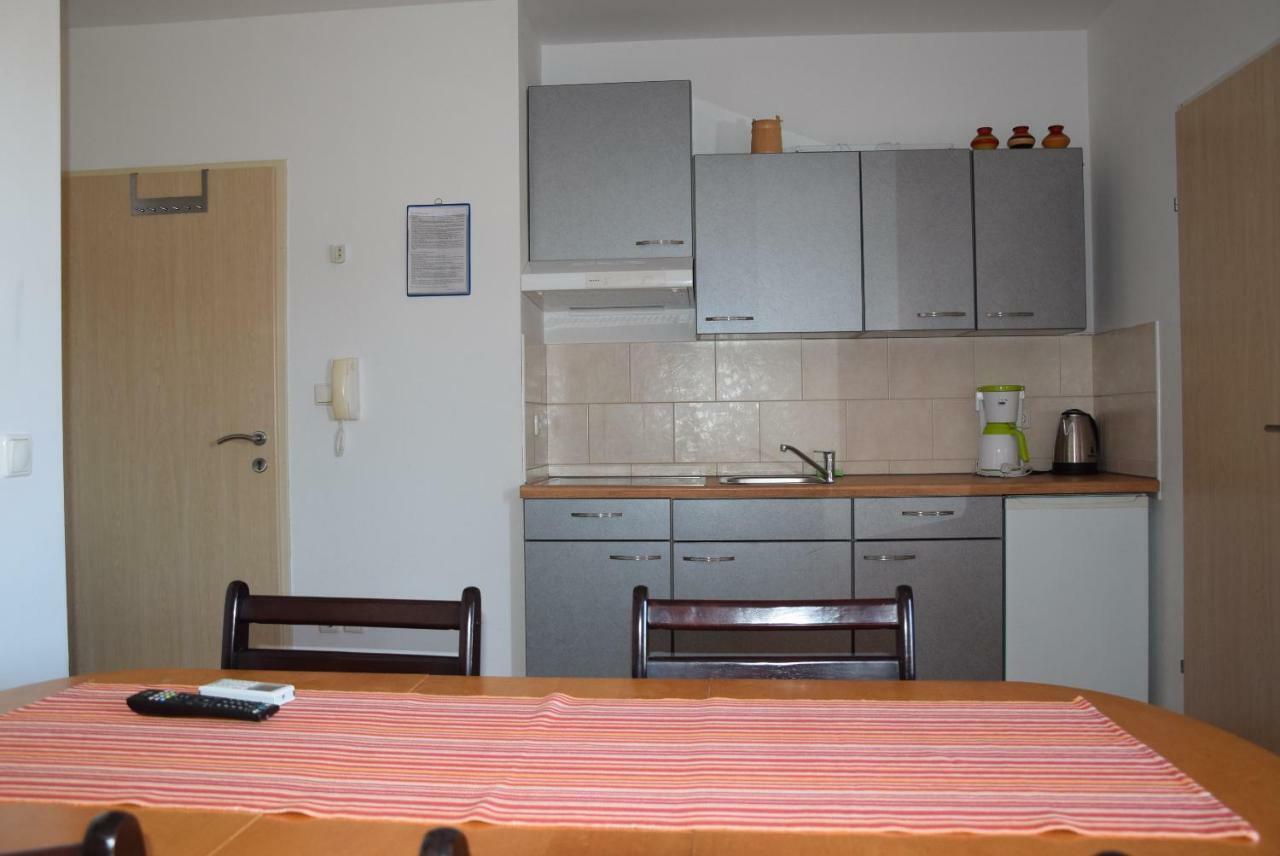 Apartmani Diana Medulin Buitenkant foto