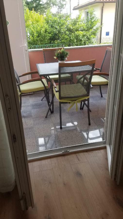 Apartmani Diana Medulin Buitenkant foto
