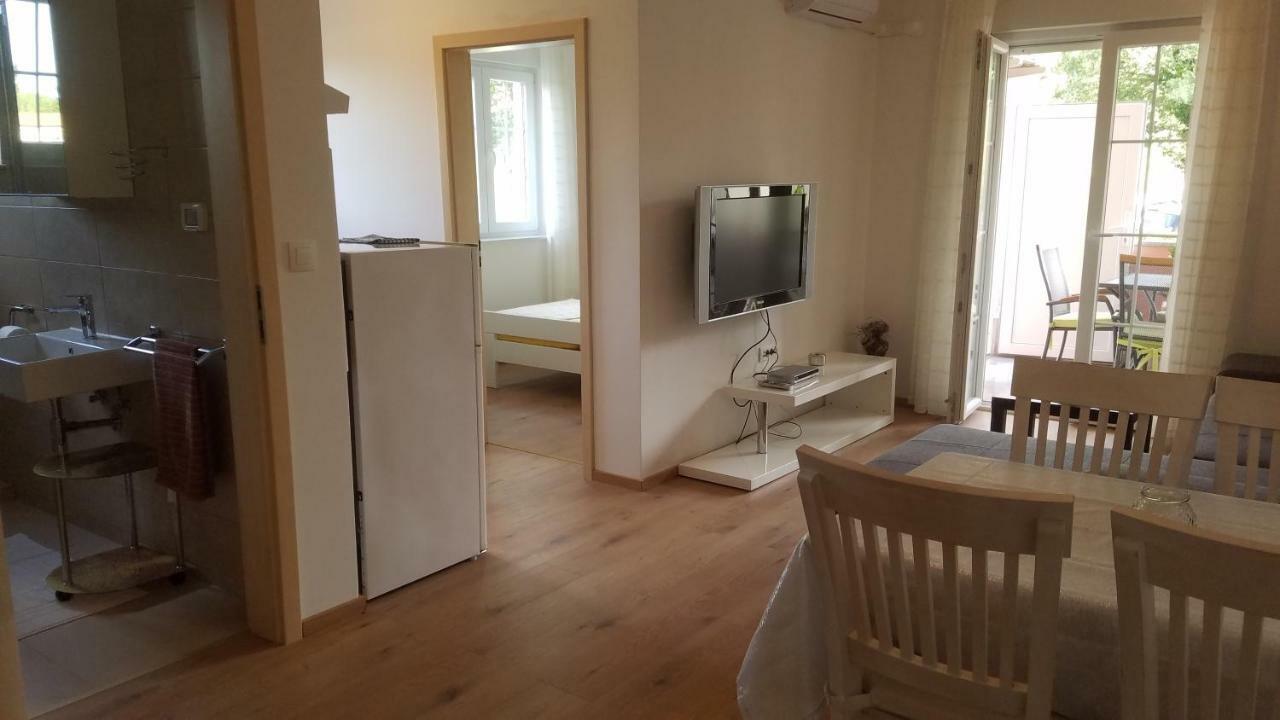 Apartmani Diana Medulin Buitenkant foto